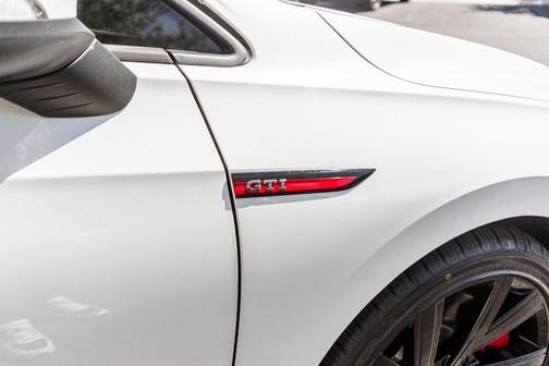 2023 Volkswagen Golf GTI 1.4T TSI