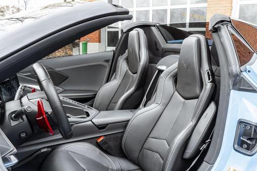 2025 Chevrolet Corvette Stingray w/1LT