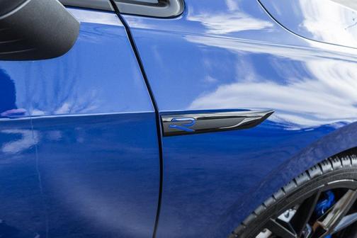 2023 Volkswagen Golf R 20th Anniversary Edition