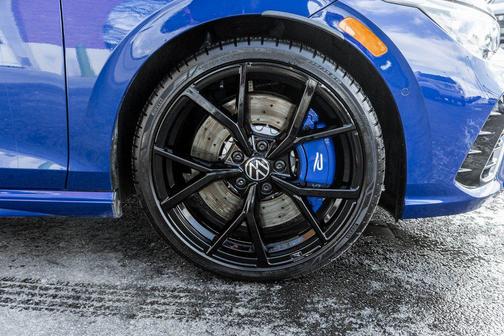 2023 Volkswagen Golf R 20th Anniversary Edition