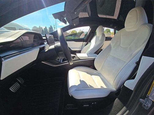 Gray 2021 Tesla Model S Plaid