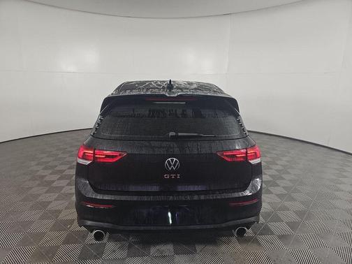 2024 Volkswagen Golf GTI 2.0T S DSG