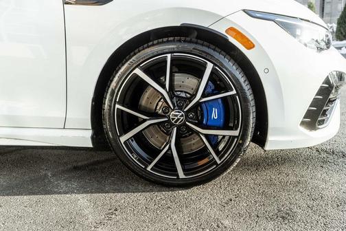 2024 Volkswagen Golf R 2.0T DSG