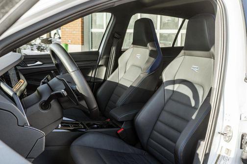 2024 Volkswagen Golf R 2.0T DSG