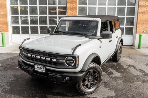 2022 Ford Bronco Black Diamond
