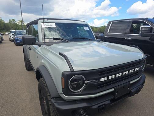 2022 Ford Bronco Black Diamond