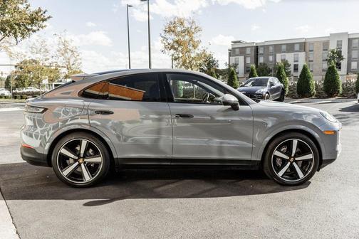 2024 Porsche Cayenne Cayenne