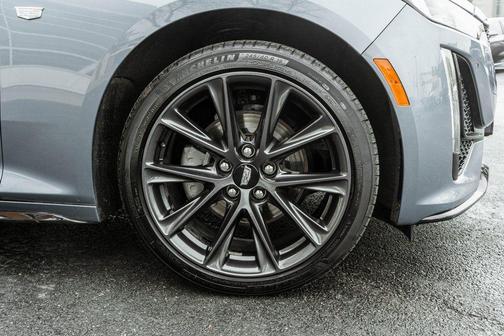 2024 Cadillac CT5 Sport