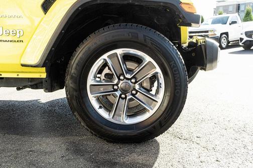 2023 Jeep Wrangler 4-Door Sahara