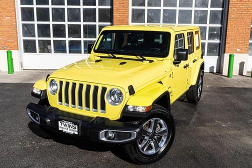 2023 Jeep Wrangler 4-Door Sahara