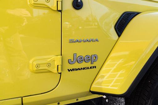 2023 Jeep Wrangler 4-Door Sahara