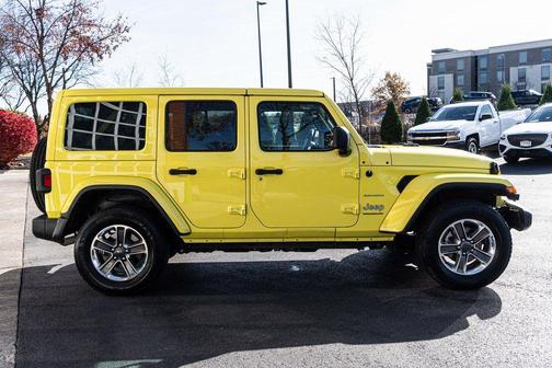 2023 Jeep Wrangler 4-Door Sahara
