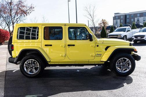 2023 Jeep Wrangler 4-Door Sahara