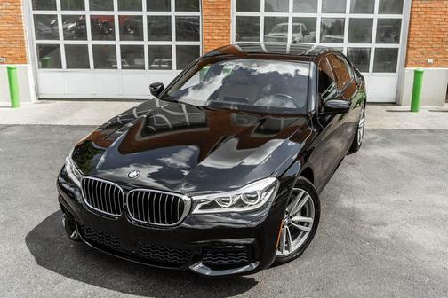 2017 BMW 750 i xDrive