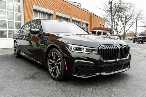 2022 BMW 750 i xDrive
