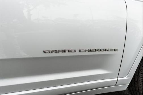 2023 Jeep Grand Cherokee Overland