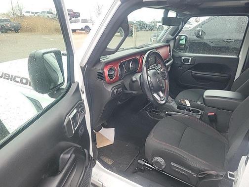 Bright White Clearcoat 2021 Jeep Wrangler Rubicon