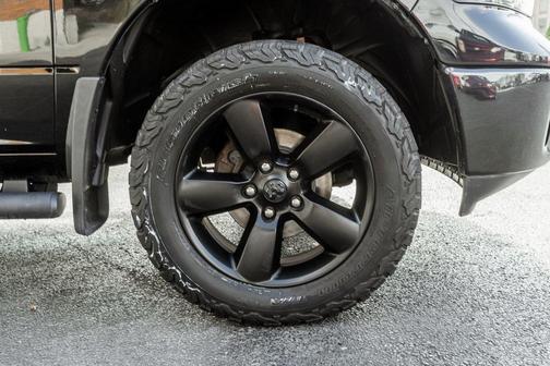2019 RAM 1500 SLT