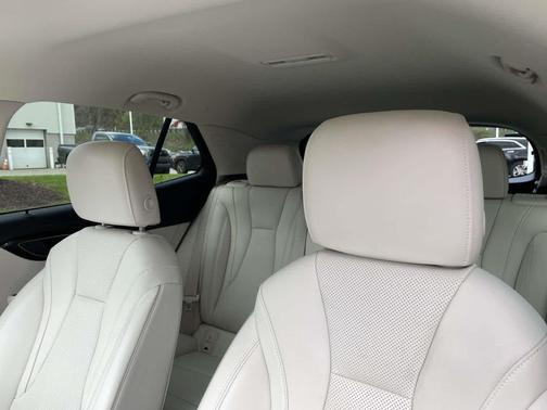 2023 Buick Envision Essence AWD