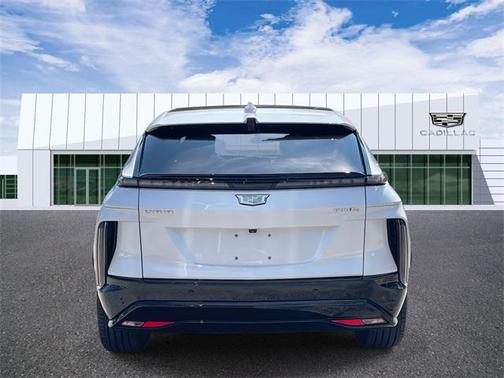 2024 Cadillac LYRIQ Sport