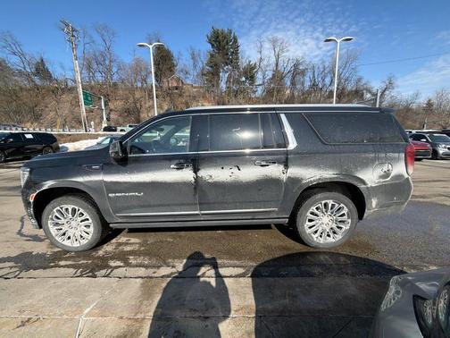 2024 GMC Yukon XL Denali Ultimate