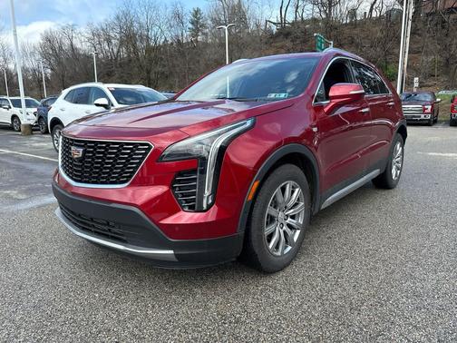 2022 Cadillac XT4 Premium Luxury