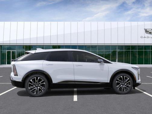 Vibrant White Tricoat 2026 Cadillac OPTIQ Sport