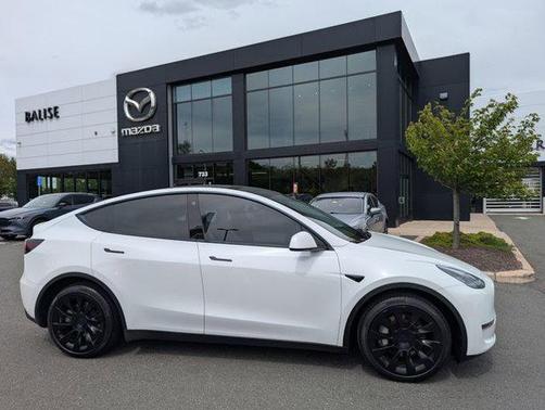 Pearl White Multi-Coat 2021 Tesla Model Y Long Range Dual Motor All-Wheel Drive