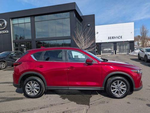 2023 Mazda CX-5 2.5 S Preferred Package