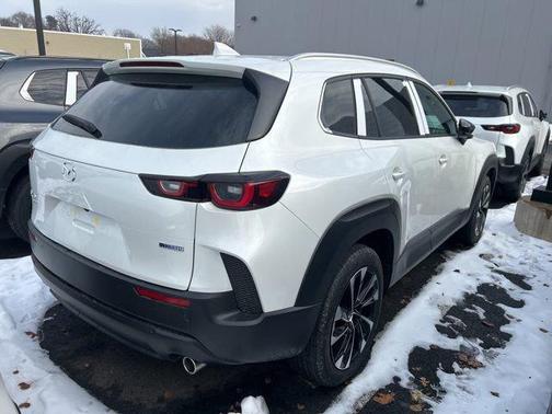 Pear 2026 Mazda CX-50 Hybrid Premium Plus