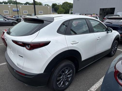 Snowflake White Pearl Mica 2026 Mazda CX-30 2.5 S