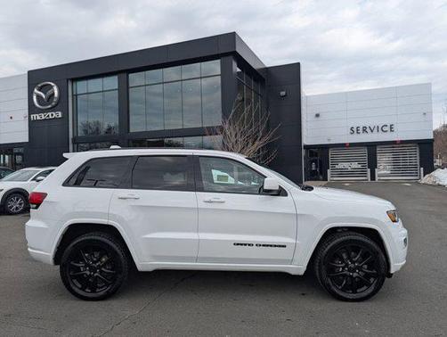 2017 Jeep Grand Cherokee Altitude