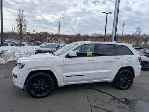 2017 Jeep Grand Cherokee Altitude
