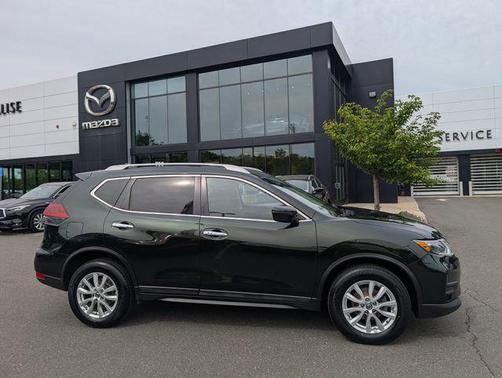 Midnight Pine Metallic 2020 Nissan Rogue SV