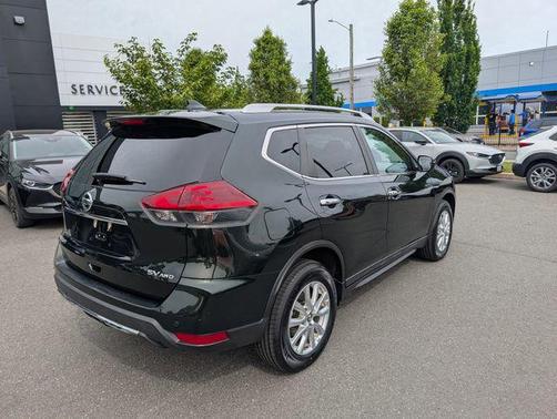 Midnight Pine Metallic 2020 Nissan Rogue SV