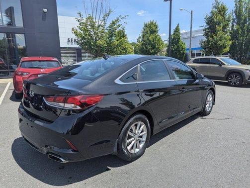 2019 Hyundai SONATA SE