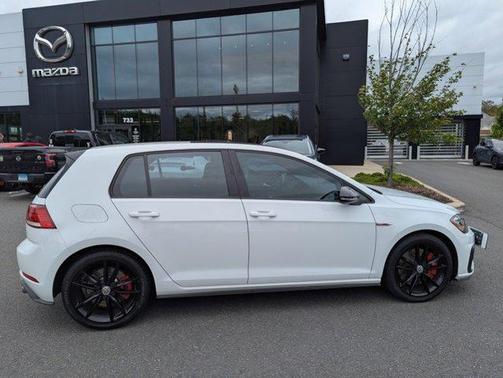 2021 Volkswagen Golf GTI 2.0T SE DSG