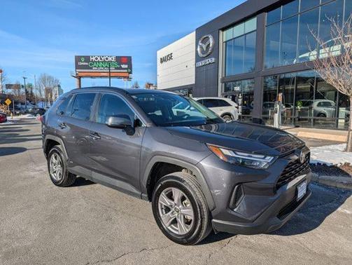 2025 Toyota RAV4 Hybrid XLE