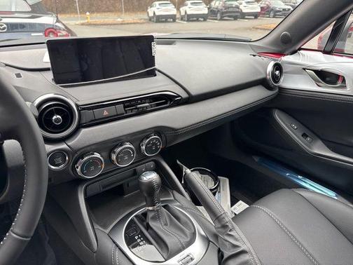 Soul Red Crystal Metallic 2026 Mazda MX-5 Miata Grand Touring