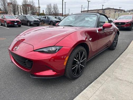 Soul Red Crystal Metallic 2026 Mazda MX-5 Miata Grand Touring