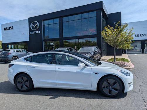 Pearl White Multi-Coat 2020 Tesla Model 3 Performance