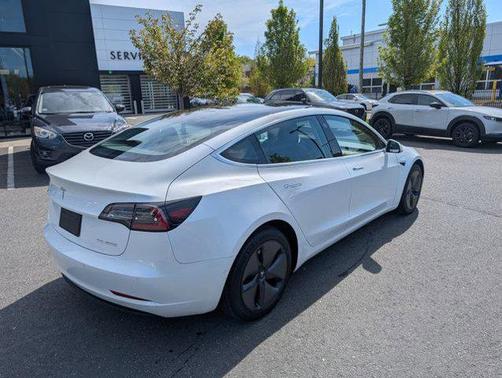 Pearl White Multi-Coat 2020 Tesla Model 3 Performance