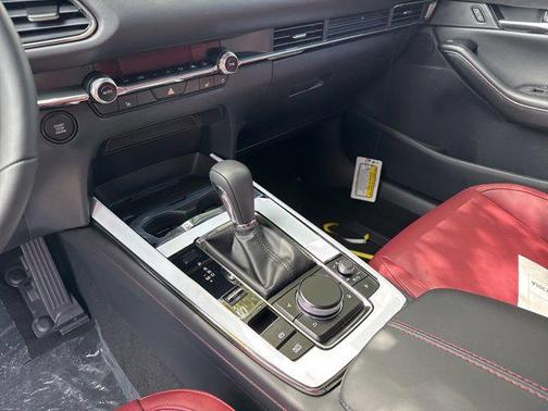 2025 Mazda CX-30 2.5 S Carbon Edition