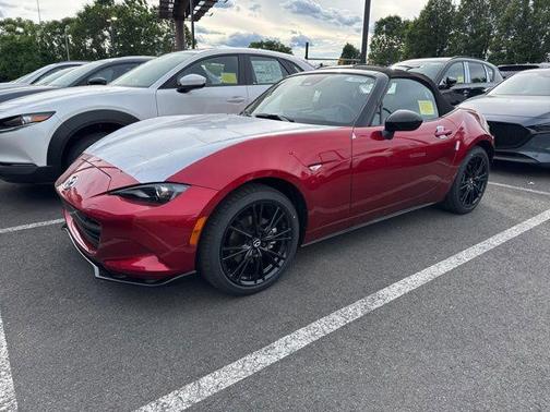 Soul Red Crystal Metallic 2026 Mazda MX-5 Miata Club