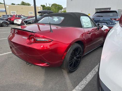 Soul Red Crystal Metallic 2026 Mazda MX-5 Miata Club