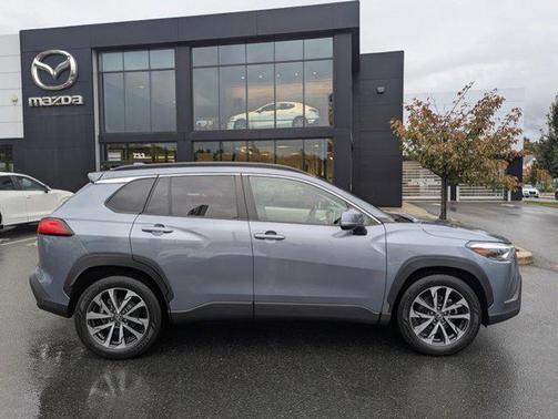 2022 Toyota Corolla Cross XLE