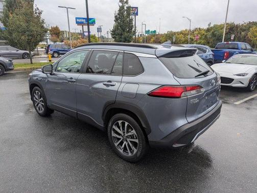 2022 Toyota Corolla Cross XLE