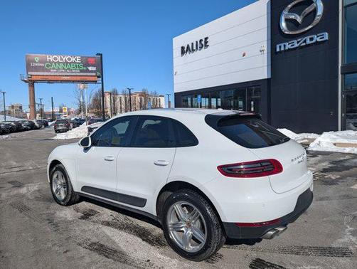 2015 Porsche Macan S