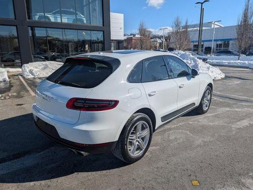2015 Porsche Macan S