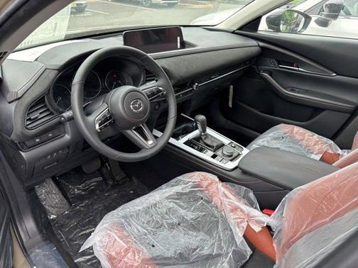 2025 Mazda CX-30 2.5 Carbon Turbo